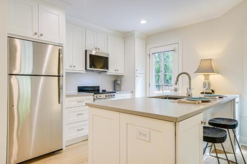 Beautiful Raleigh Cottage Rental: 5 Mi To Downtown - Raleigh, NC