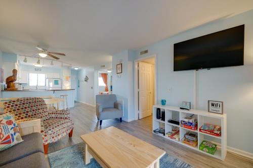 Oceanfront Carolina Beach Condo with Pool and Views! - image 11