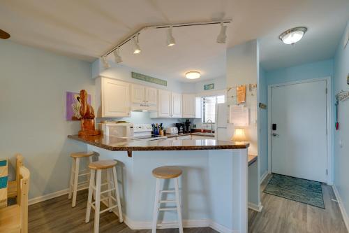 Oceanfront Carolina Beach Condo with Pool and Views! - image 11