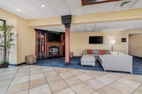 Best Western Plus Augusta Civic Center Inn