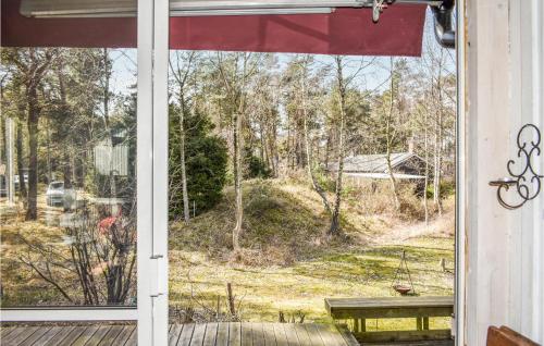 View, Stunning Home In Borrby With Wifi in Spraggehusen