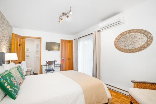 Accueil Chez Francois B and B in Plateau Mont Royal