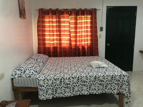 1 queen bed