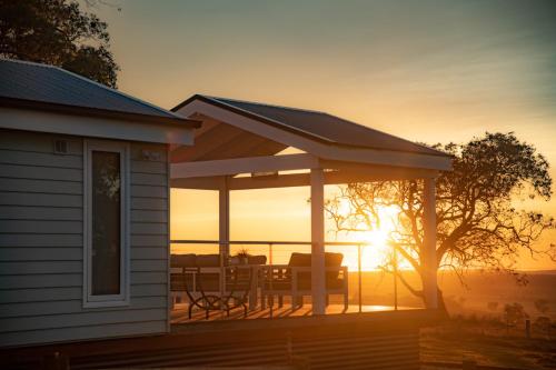 المنظر الخارجي, Gumnut Cottage Gippsland - Tiny Eco Stay w King Bed & Mountain Views in Heyfield