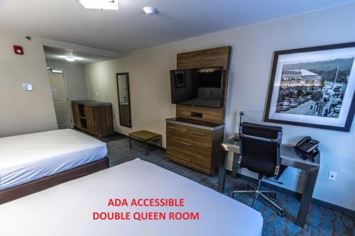 Queen Room with Two Queen Beds and Shower - Accessible/Non-Smoking