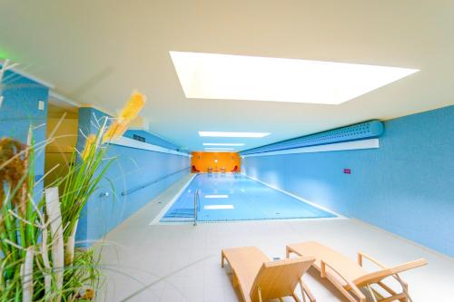 Piscina, Curhaus Bad Kreuzen in Bad Kreuzen