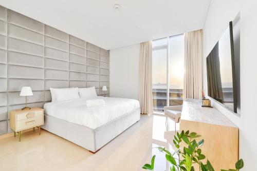 Posh 2 BR Oceanfront Apt in the Heart of Bluewaters Island, Dubai (photo 7)