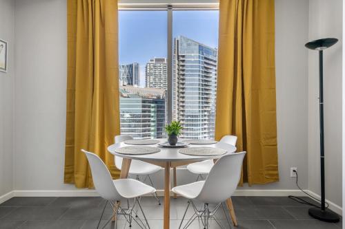 City View 1BR Downtown Calgary