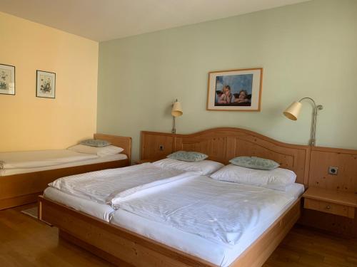 Hotel zur Post – Gumpoldskirchen, VA