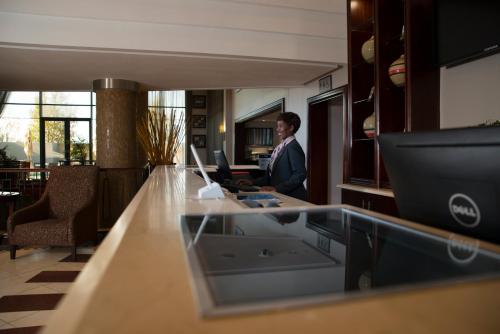 Vestabils, The RidgePoint Hotel in Emalahleni