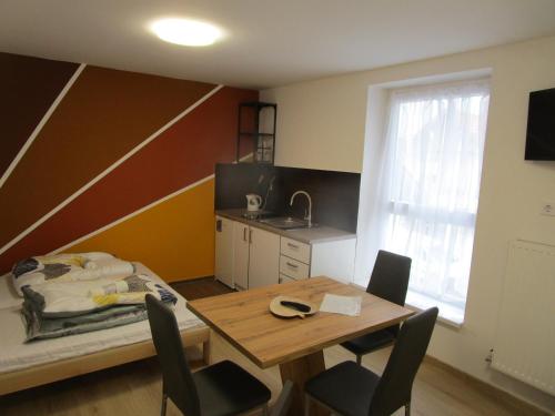 Veroland Maganszallashely in Hodmezovasarhely