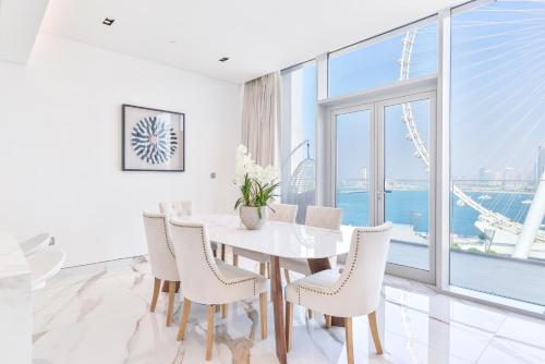 Lavish & Equipped oceanfront 2 BR facing Ain Dubai, Dubai (photo 3)