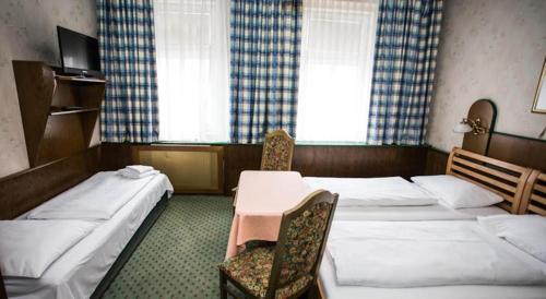 Hotel Hadrigan – Vienna, NY