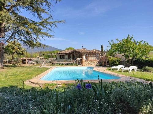 Casita con jacuzzi - Rectoria de Dosquers in Maia de Montcal
