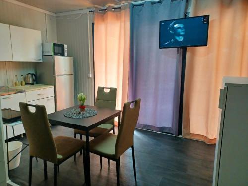 Mobile Homes Camping Biograd – Biograd na Moru, VA