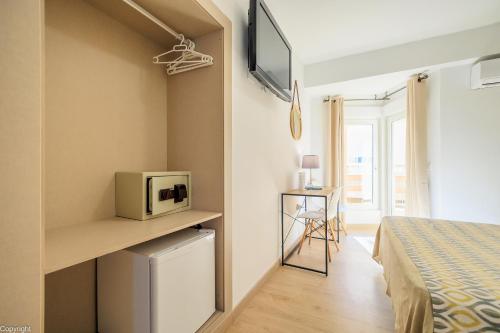 Hotel Madrid - image 4