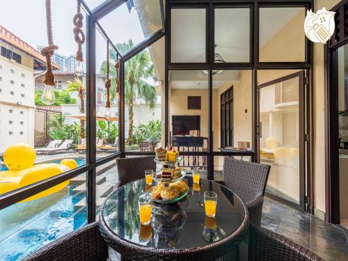 6BR San He Yuan RIAD Private Pool Villa KLCC View by Verano