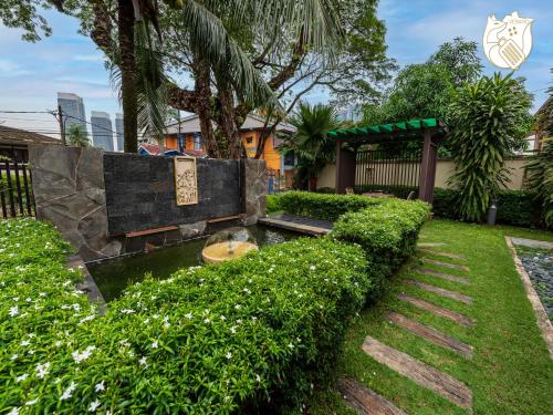 6BR San He Yuan RIAD Private Pool Villa KLCC View by Verano