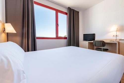 Hotel Basic, Vilafranca del Penedès (fotografie 5)