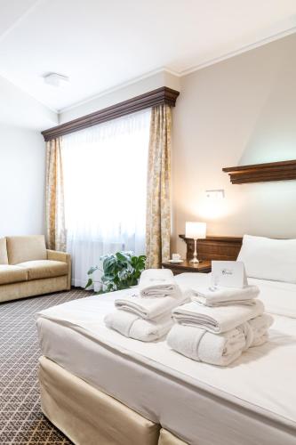 Hotel Crocus - image 10