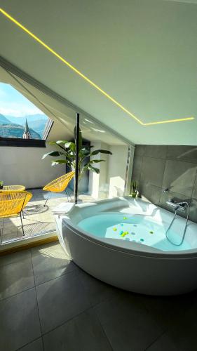 Alfea Deluxe Loft & Rooms 1