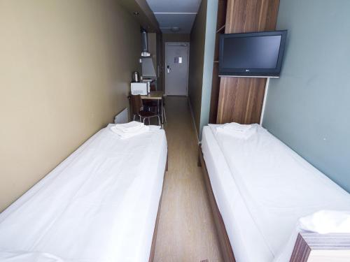 Central City Apartments - image 4