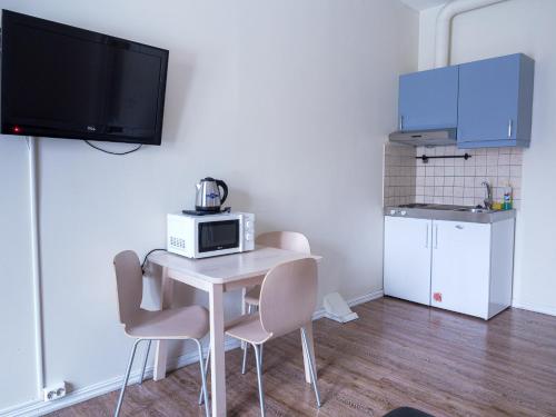 Central City Apartments - image 7