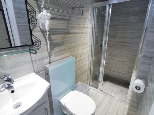 Central City Apartments - image 5