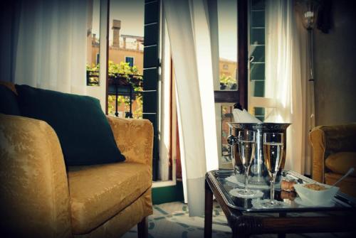 Palazzo del Giglio - image 11