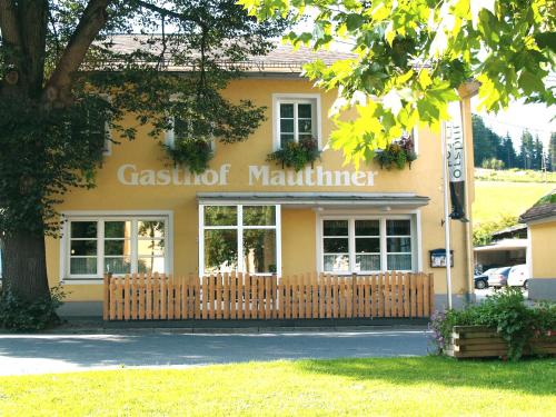Ieeja, Gasthof Mauthner Zum Kirchenwirt - Hotel Garni in Wies (Styria)