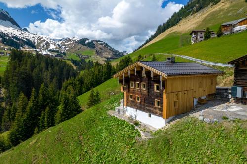 Jup - a luxury boutique chalet