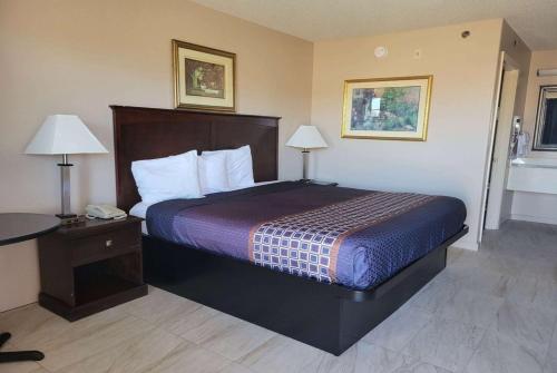 Carom Inn Baton Rouge East - image 11