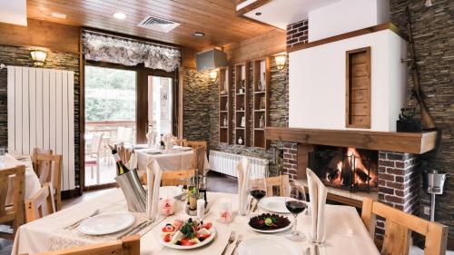 Restorāns, Chalet Balkan in Kravenika
