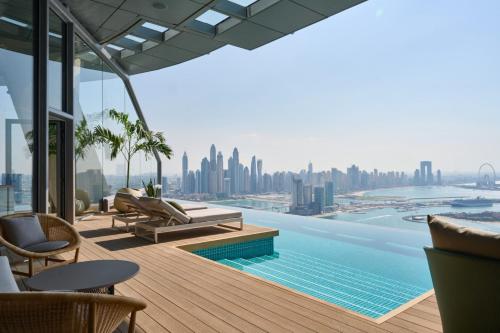 LHG PALM JUMEIRAH Tallest RoofTop Pool, Dubaj (zdjęcie 3)