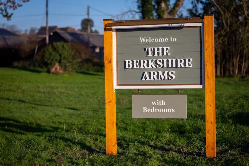 Berkshire Arms by Chef & Brewer Collection