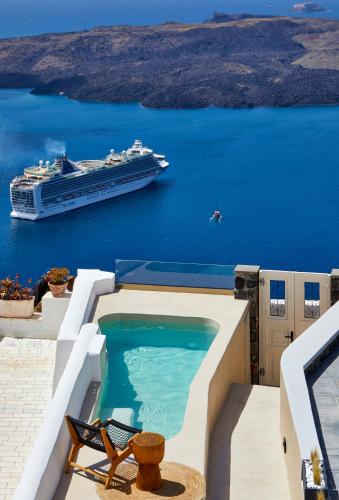 You & Me Suites