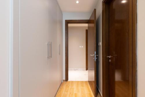 Sunny Sky 2 bedrooms apartment with pool view Meera tower - image 2