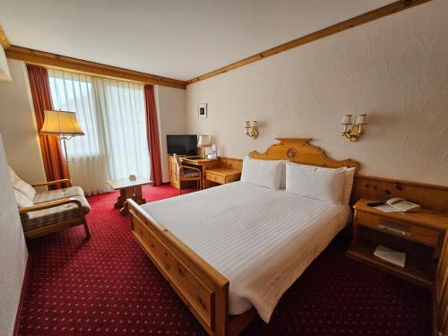 room detail thumbnail 0