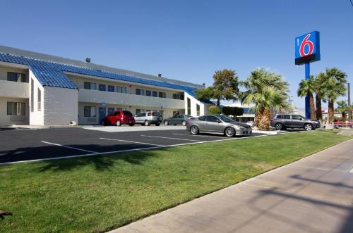 Motel 6-North Palm Springs, CA - North in North Palm Springs, USA