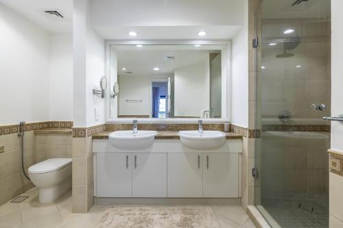 Apartment in Golden Mile Palm Jumeirah - image 9