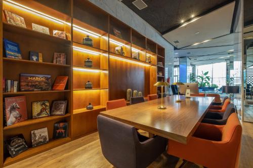 Bar/lounge, Barcelo Anfa Casablanca in Sour Jdid