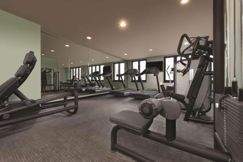 Adina Apartment Hotel Frankfurt Westend - image 11