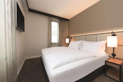 Adina Apartment Hotel Frankfurt Westend - image 9