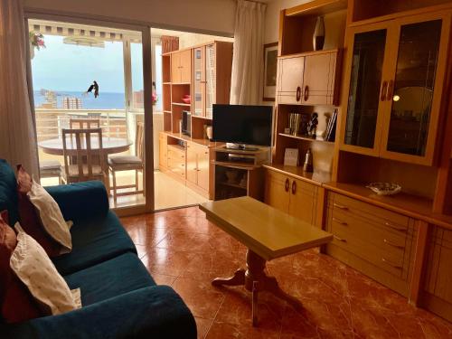 One-Bedroom Apartment image 5