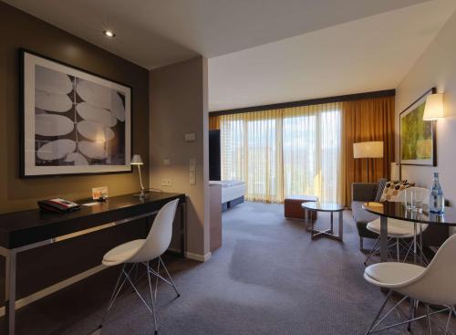 Finding Your Ideal Apartment Berlin Mitte 6 Personen: Space, Comfort, and Centrality