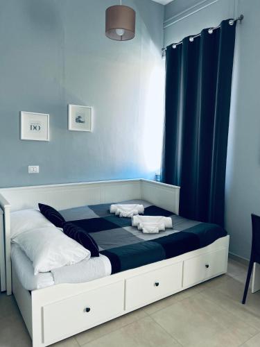 Triple Room with Private Bathroom image 4