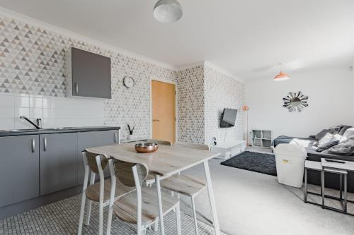 Hullidays - Theatre Side Apartment - Refurbished 2023 Hullidays - Theatre Side Apartment - Refurbished 2023