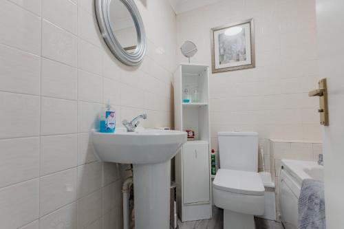 Hullidays - Trinity Studio Apt. - image 11