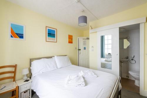 Seaspray Guest House - image 3