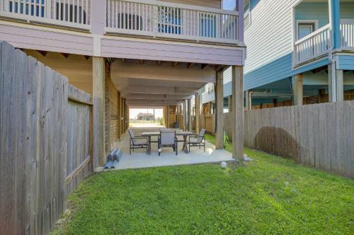 Bay-View La Porte Home Rental Steps to Beach! in La Porte